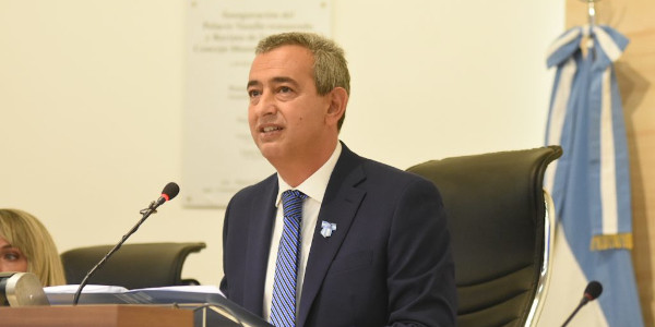 Lee más sobre el artículo EL INTENDENTE INAUGURÓ EL PERÍODO DE SESIONES ORDINARIAS 2023