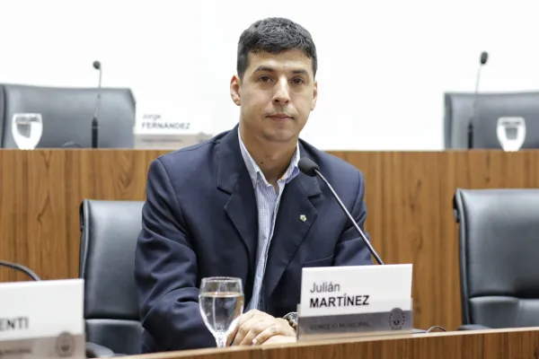 Martinez Julian